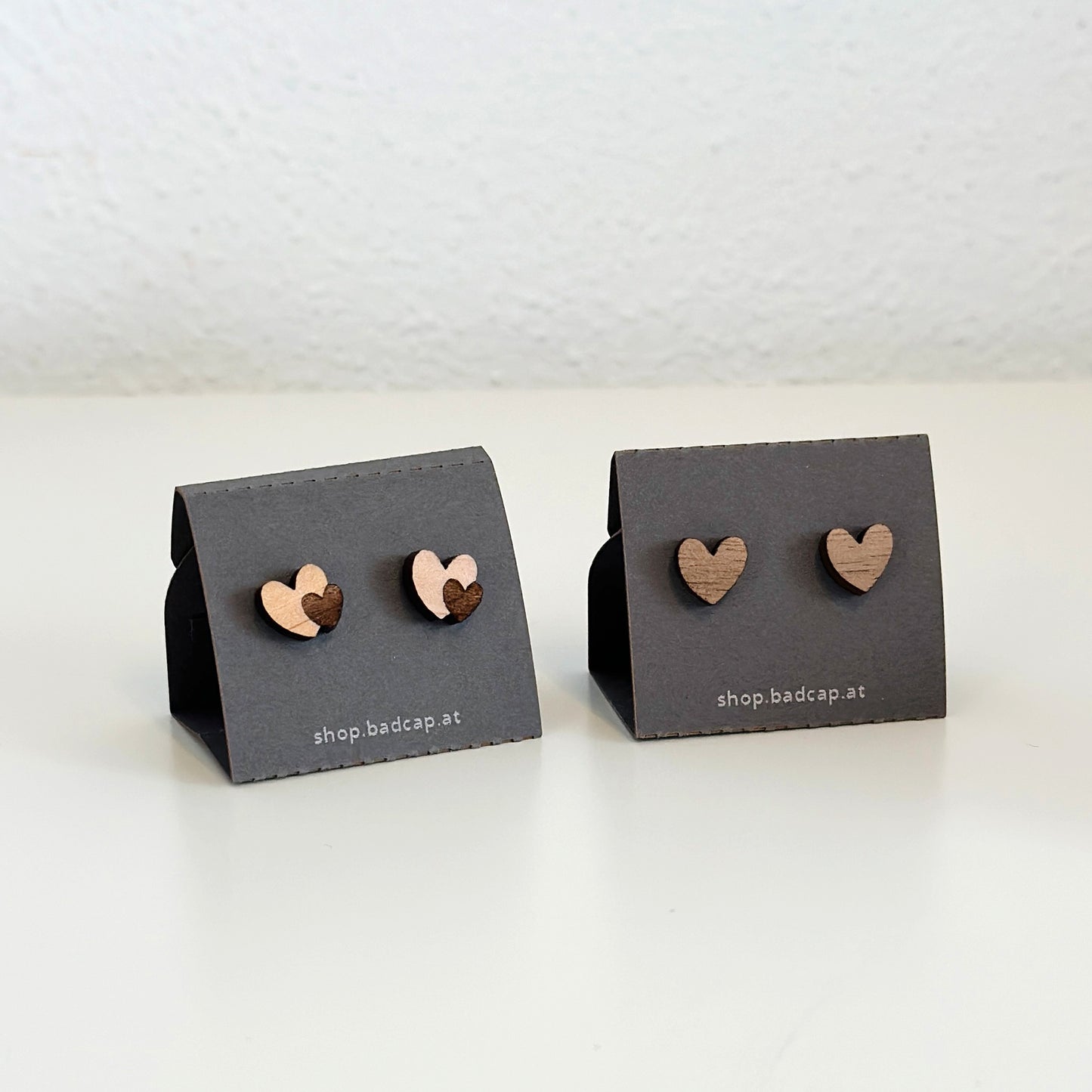 Ohrstecker "Herzen" Erle