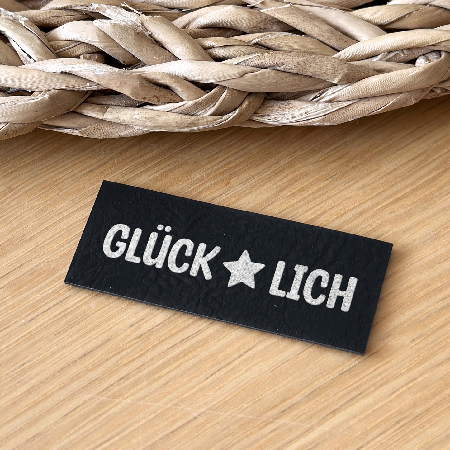glücklich